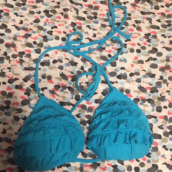 Hollister: Cute swimsuit top🌴 - Picture 1 of 3